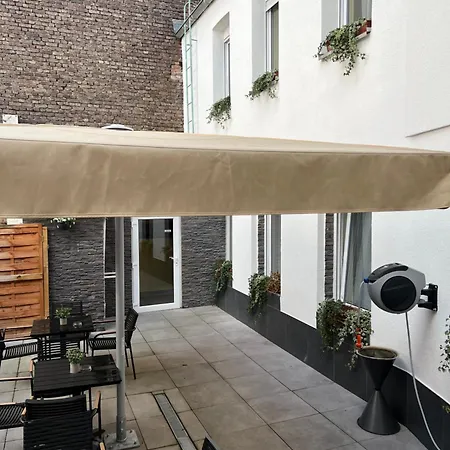 Auszeit * באד נויאנאהר-ארוויילר